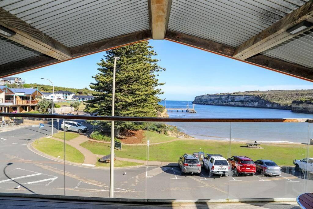 12 Rocks Beach View Loft Central Port Campbell Exterior foto